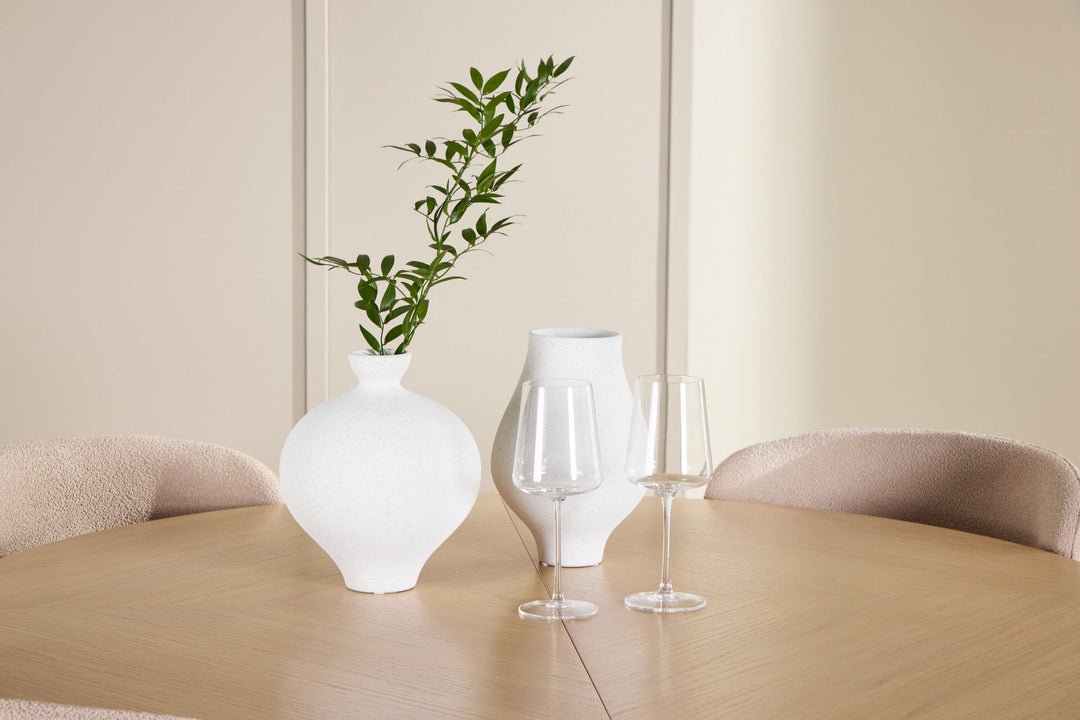 Venture Home Strada Table - Whitewash with 4 Astoria Chair - Beige
