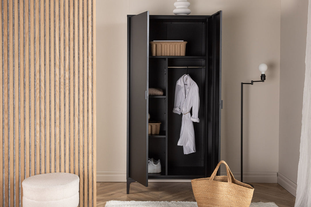 Venture Home Piring Wardrobe - Black / Black