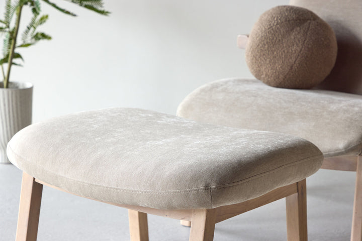 Venture Home Rile Armchair + Ottoman - Whitewash/ Beige