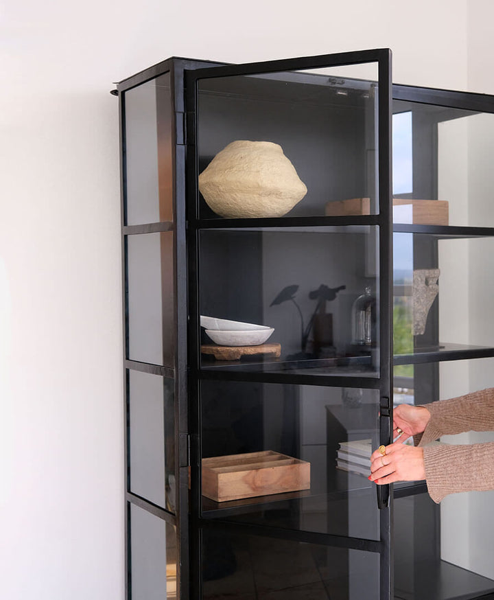 Trademark Living Magnum vitrineskab