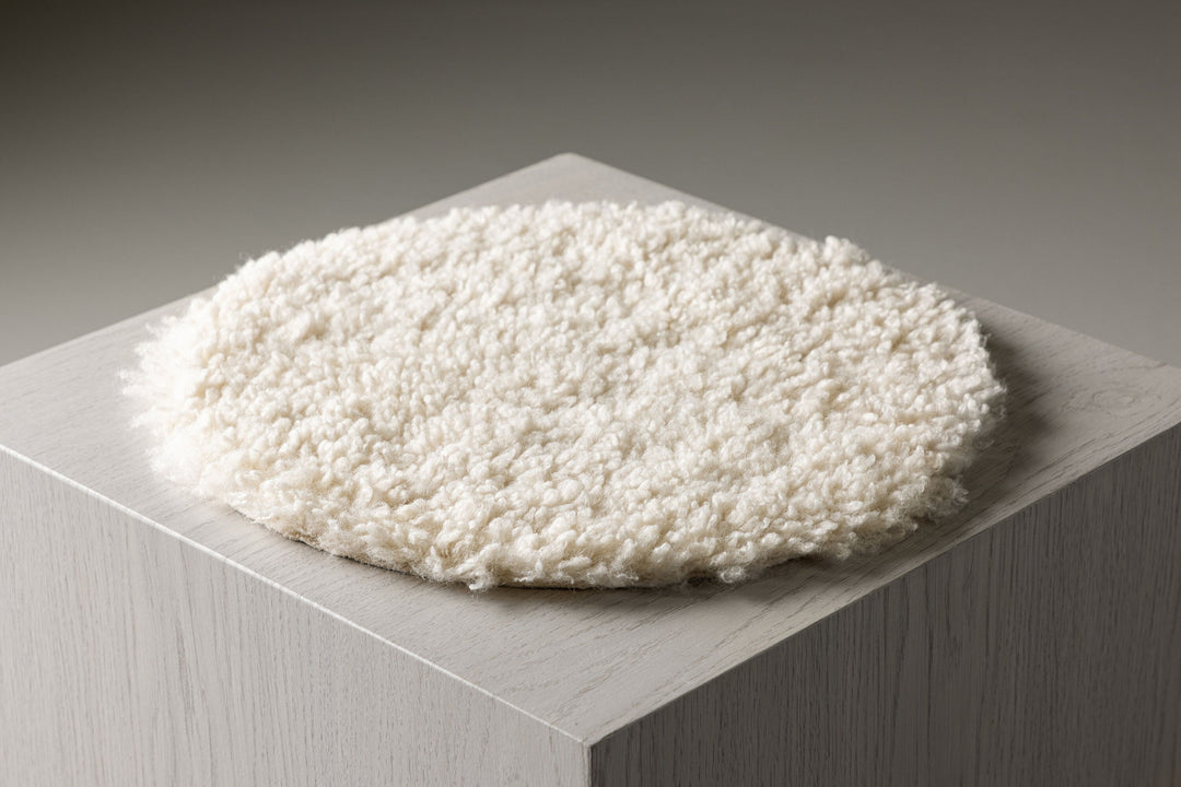 Venture Home Katy  Polyester Teddy - 34*34-  -Round-White