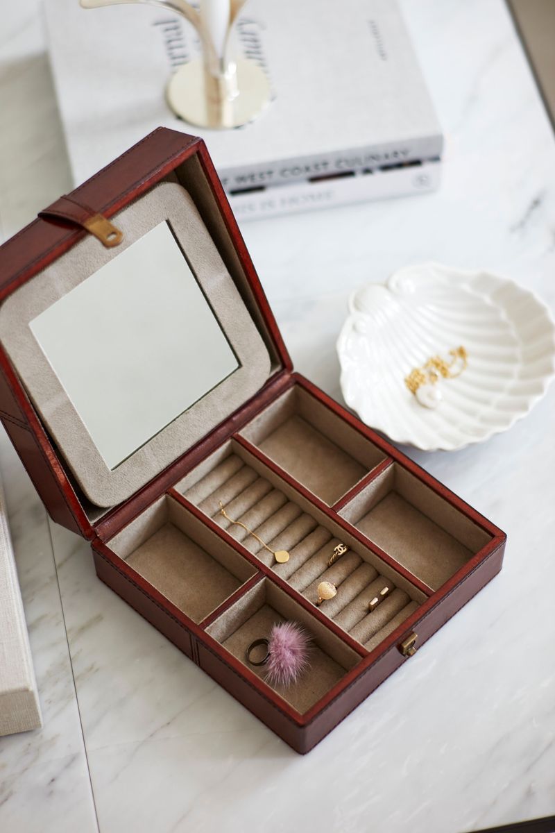 WARM & COMFY Smykkeskrin | Buffalo Læder | 20x20x9 cm