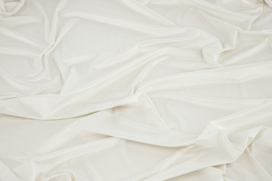 Venture Home Mary Curtain Polyester/velvet - White / - 250*135