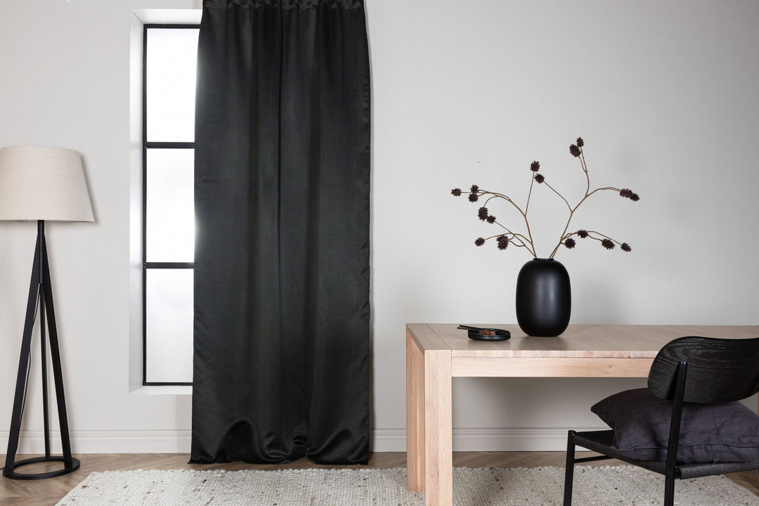 Venture Home Evelyn Curtain Polyester blackout - Black - 135*290 - Multi tape