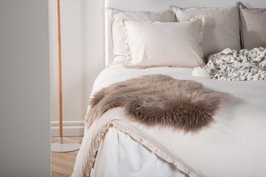Venture Home Katy Sheepskin Polyester/fake suede/Acrylic - Brown / - 60*90