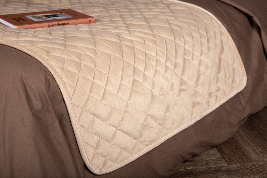 Venture Home Jilly Bedspread Polyester/velvet/microfiber - Beige / - 180*80