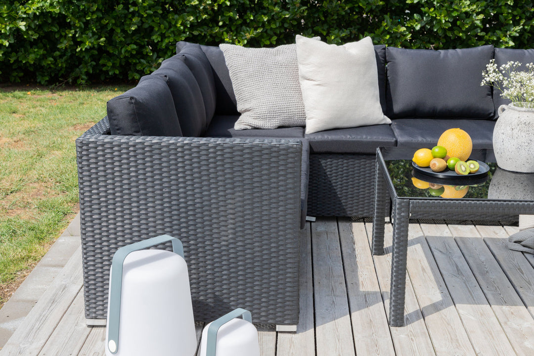 Venture Home Kuba Sofa Set - Black Wicker - Black Cushion
