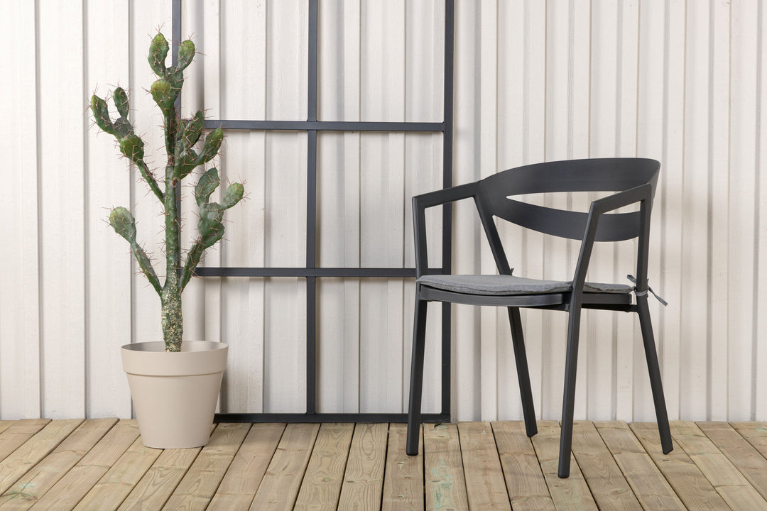 Venture Home Slit - Dining Chair inc Cushion- Black /Grey - Aluminium -