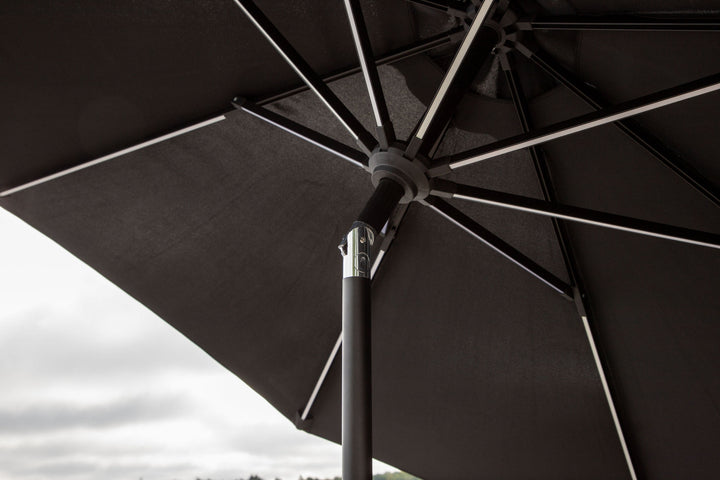Venture Home Sabal - Umbrella with LED- Black - - 270cm