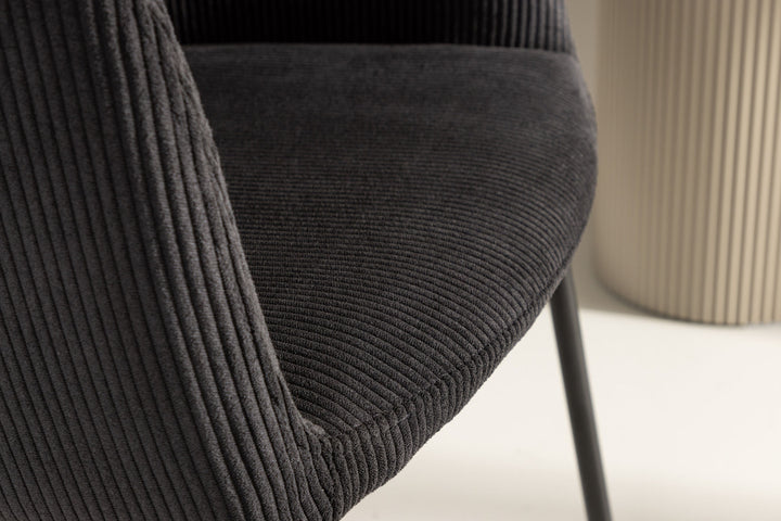 Venture Home Berit Dining Chair - Black / Black