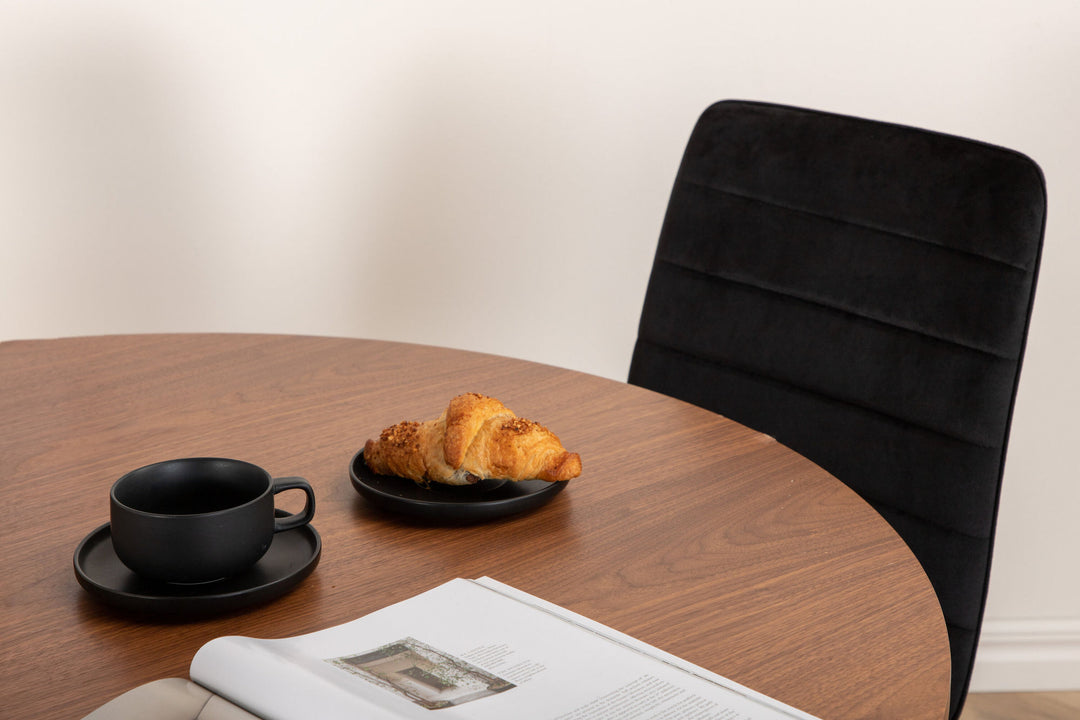 Venture Home Bianca Round Dining Table - Walnut / Black Veneer+Windu Lyx Chair - Black / Black Velvet_4