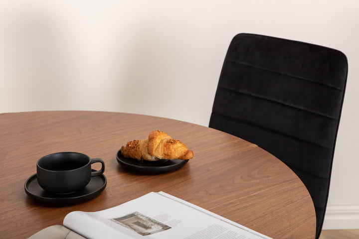 Venture Home Bianca Round Dining Table - Walnut / Black Veneer+Windu Lyx Chair - Black / Black Velvet_4