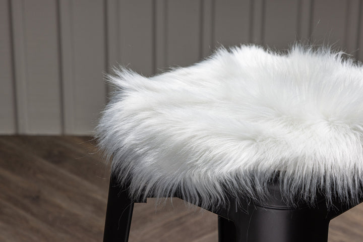 Venture Home Katy Polyester Fake Fur - 34*34-  -Round-White