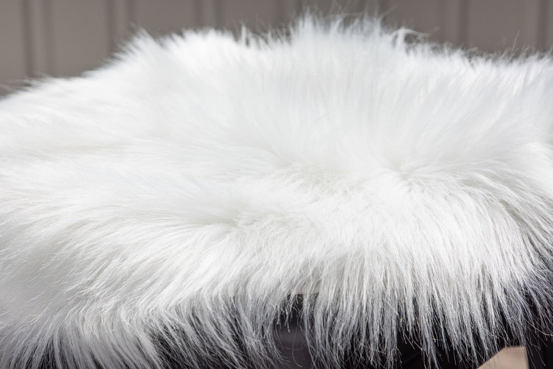 Venture Home Katy Polyester Fake Fur - 34*34-  -Round-White