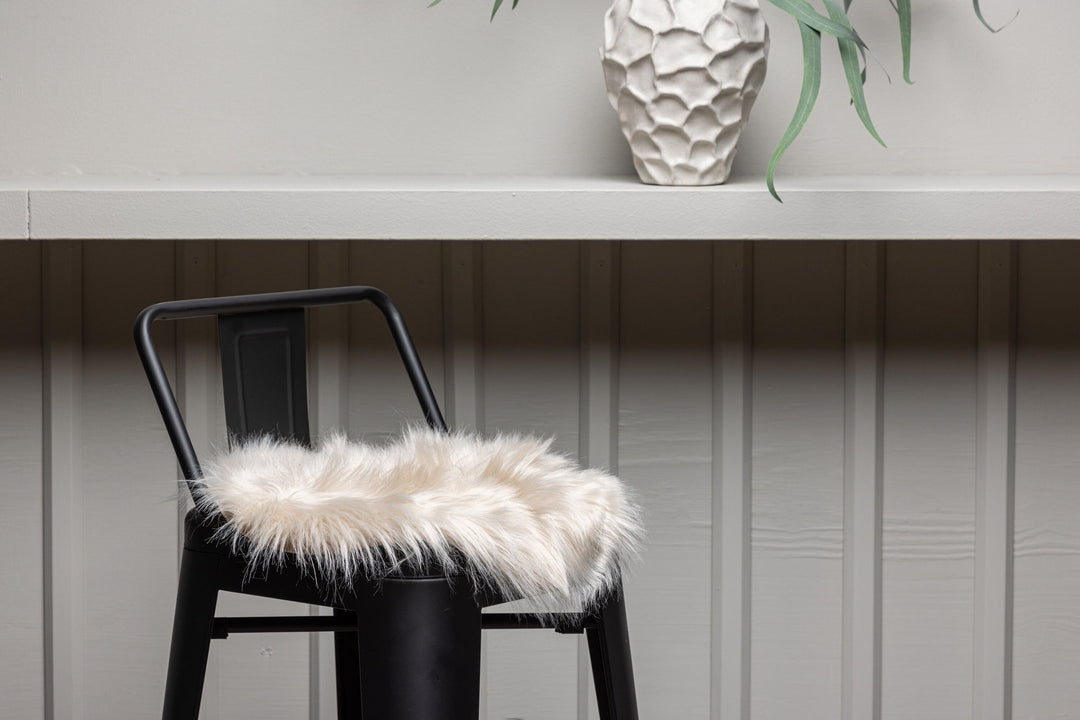 Venture Home Katy Polyester Fake Fur - 34*34-  -Round-Beige