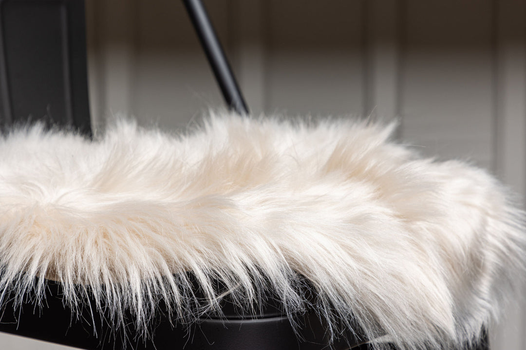 Venture Home Katy Polyester Fake Fur - 34*34-  -Round-Beige
