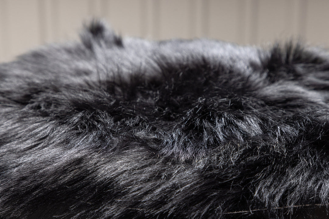 Venture Home Katy Polyester Fake Fur - 34*34-  -Round-Black