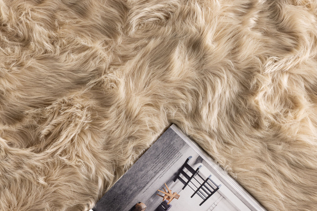 Venture Home Katy Polyester Fake Fur - 230*160-  -Rectangular-Beige
