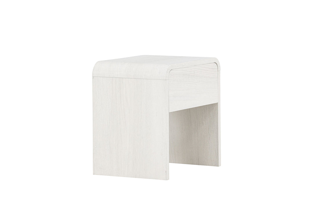 Venture Home Lyngdal Side table  - Whitewash  /  MDF