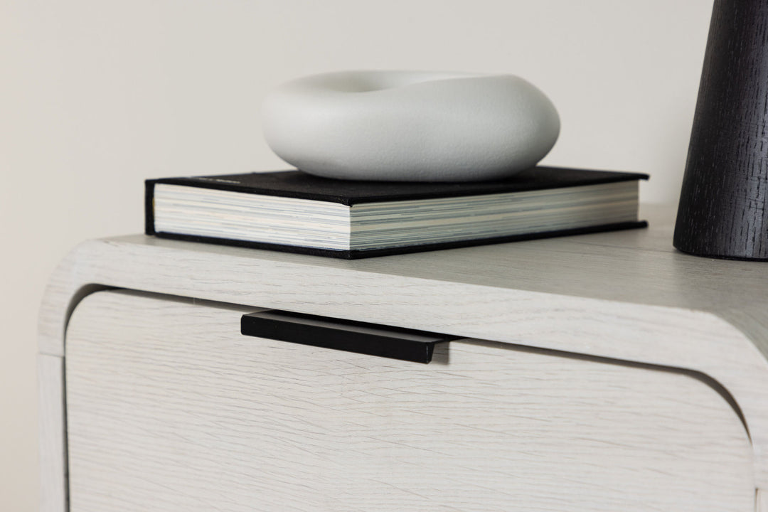 Venture Home Lyngdal Side table  - Whitewash  /  MDF