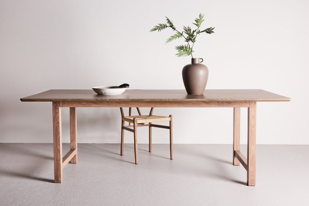 Venture Home Count Dining Table 100x220 cm  - Brown Woodlook