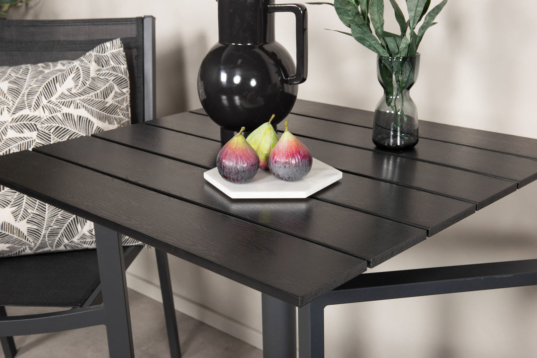 Venture Home Colorado - Cafébord - 70*70 - Matt Svart / Svart Aintwood+Copacabana Arm Chair (