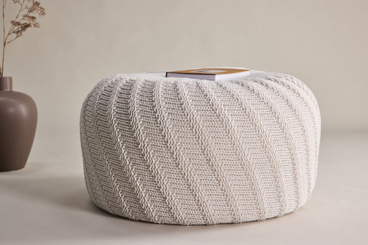 Venture Home Ted Round Pouf - ⌀60 / Offwhite
