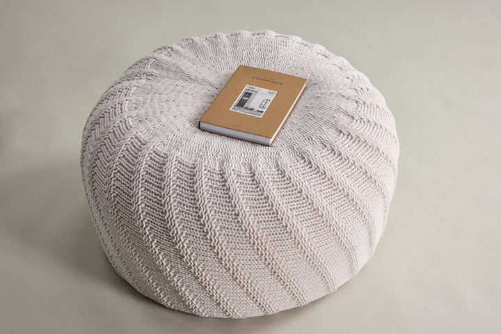 Venture Home Ted Round Pouf - ⌀60 / Offwhite