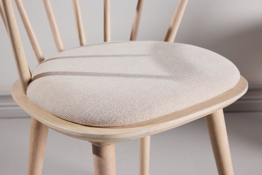 Venture Home Bobby Dining Chair with Cushion 2-pack - Whitewash Rubber Wood / Beige